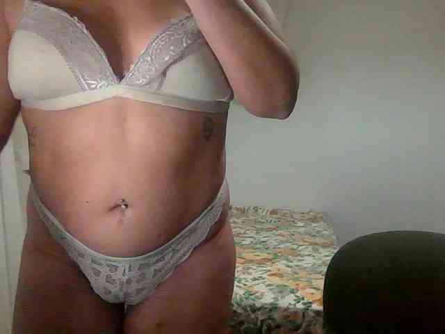 bettycole webcam