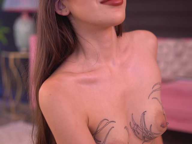 AlaraMyst live cam on BongaCams