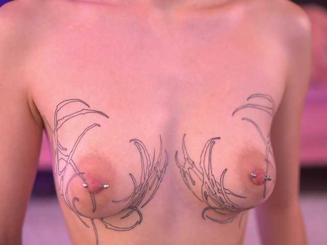 AlaraMyst live cam on BongaCams