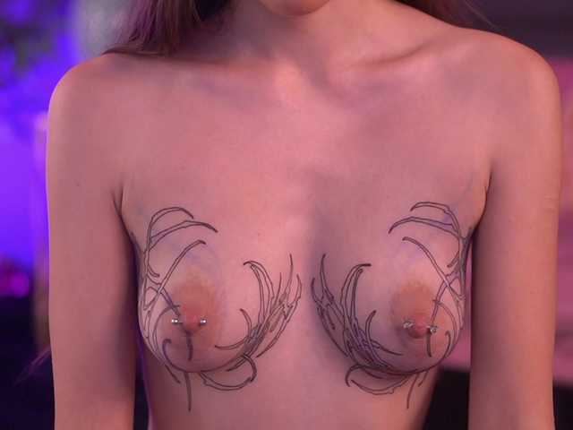 AlaraMyst live cam on BongaCams