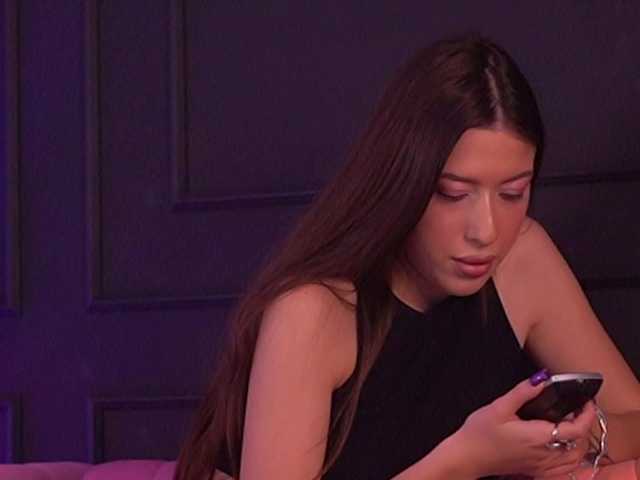 AlaraMyst live cam on BongaCams