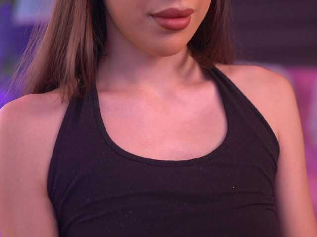 AlaraMyst live cam on BongaCams