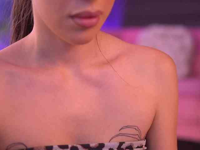 AlaraMyst Sex Cam Show