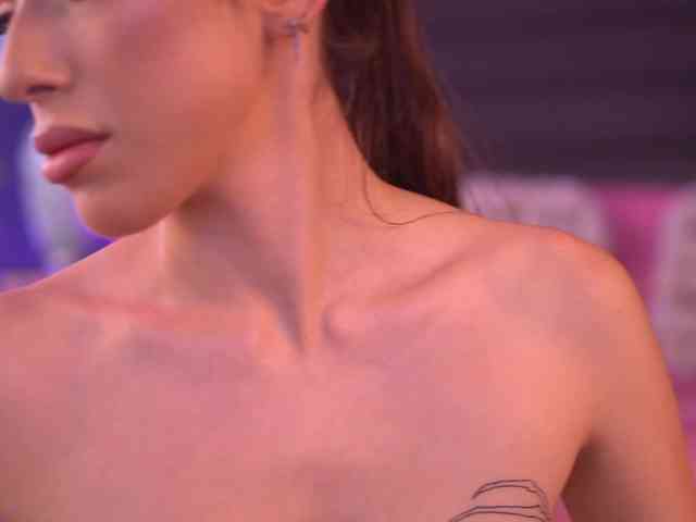 AlaraMyst Sex Cam Show