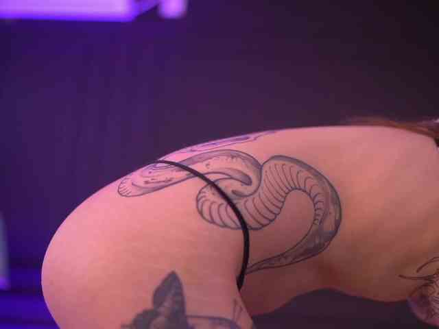 AlaraMyst webcam