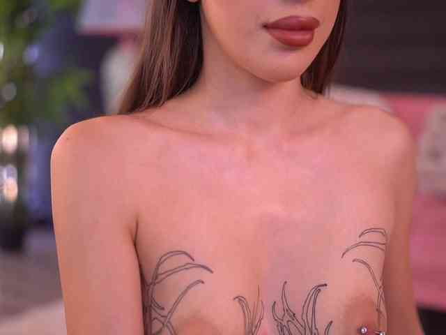 AlaraMyst Live Webcam on BongaCams