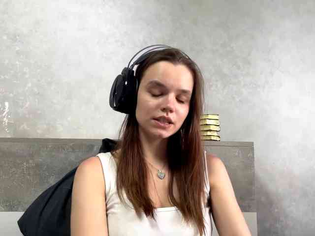 QueenieStuber webcam