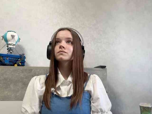 QueenieStuber webcam