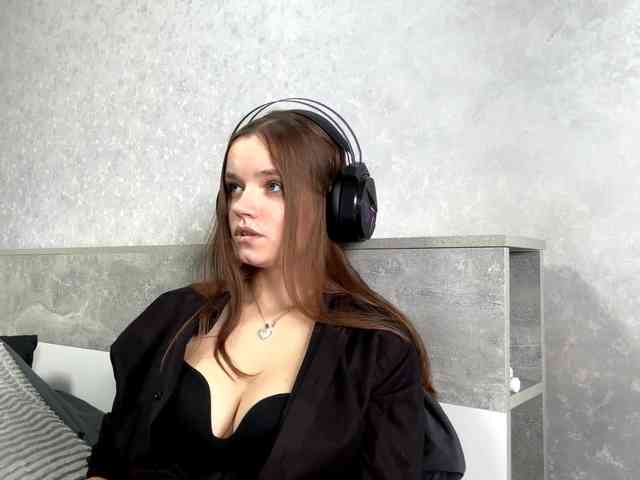 QueenieStuber webcam