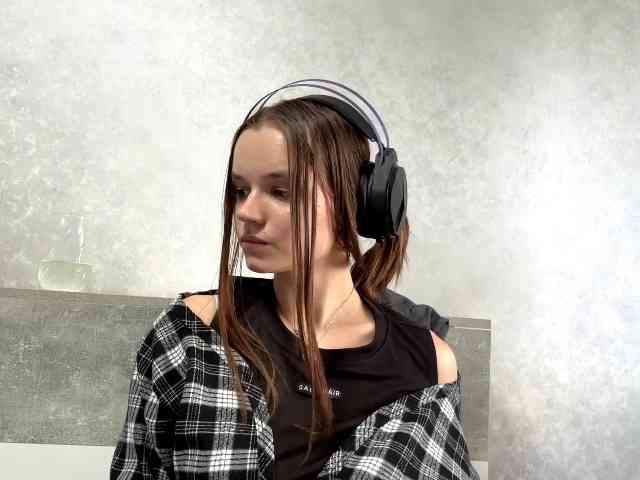 QueenieStuber webcam