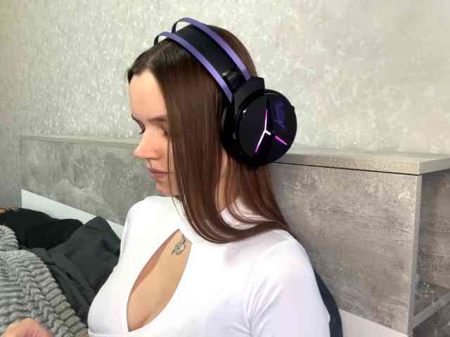 QueenieStuber webcam
