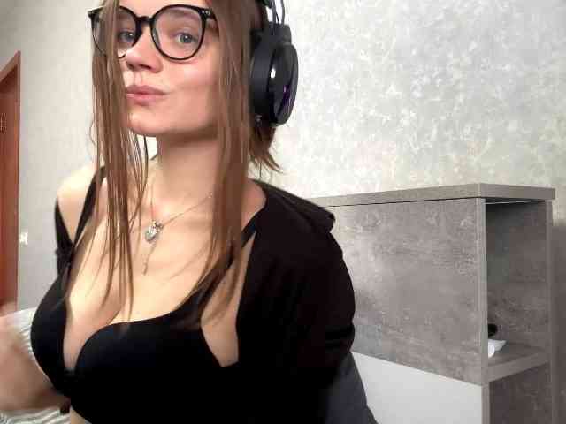 QueenieStuber webcam