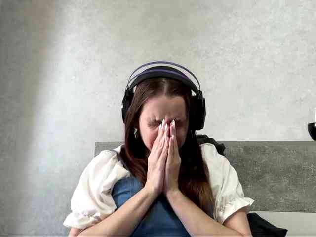 QueenieStuber webcam