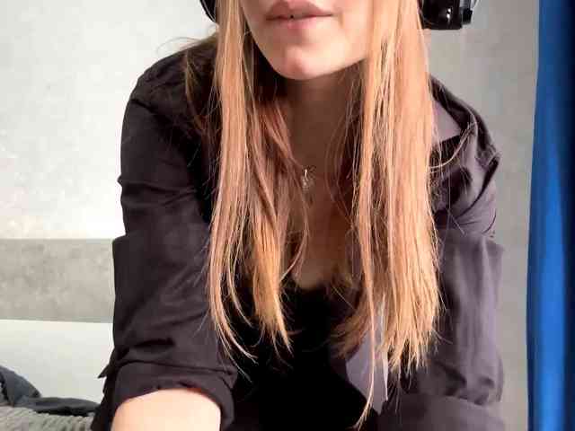 QueenieStuber webcam