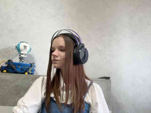 QueenieStuber webcam