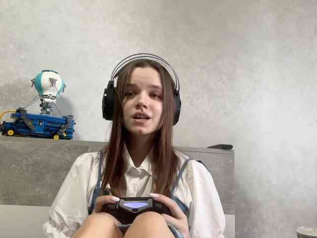 QueenieStuber webcam
