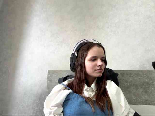QueenieStuber webcam