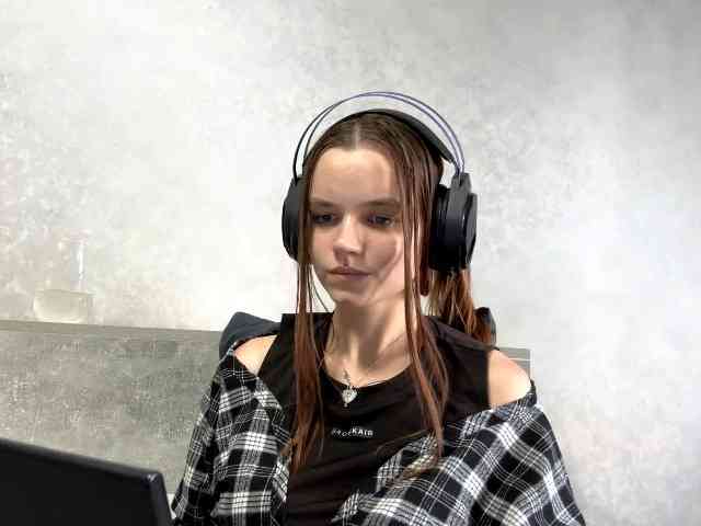 QueenieStuber webcam