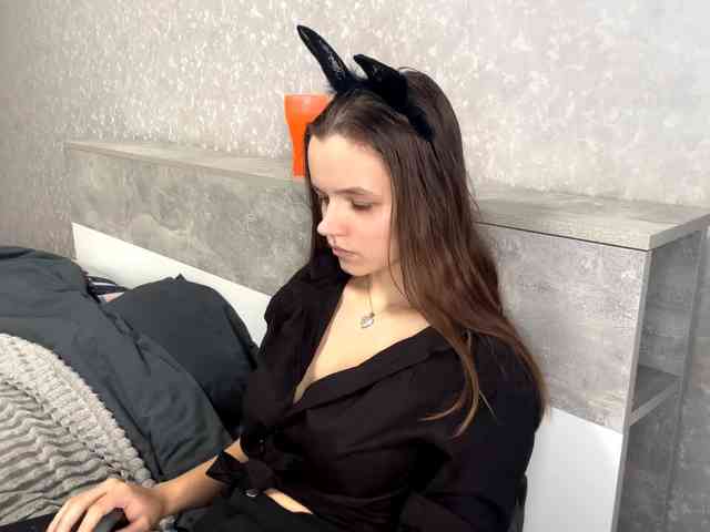 QueenieStuber webcam