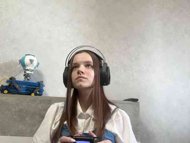 QueenieStuber webcam