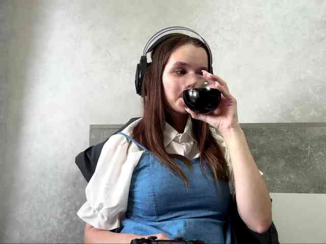 QueenieStuber webcam