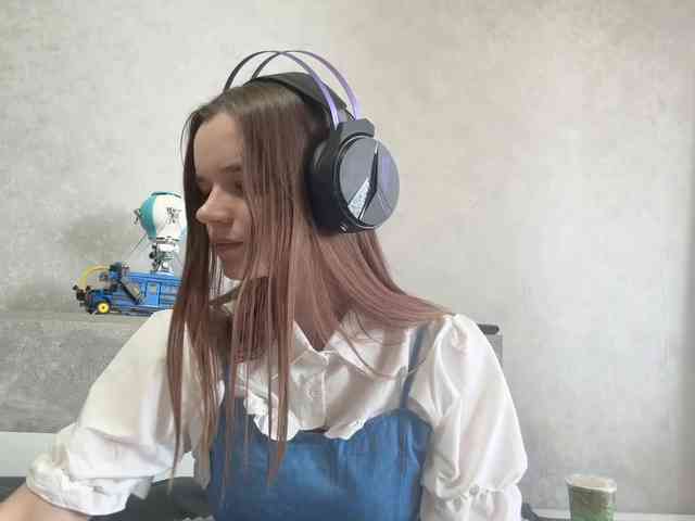 QueenieStuber webcam