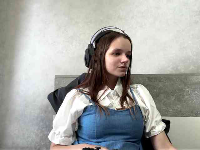 QueenieStuber webcam