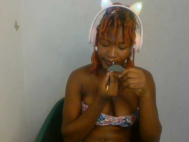 Sweet-fariha live cam on BongaCams