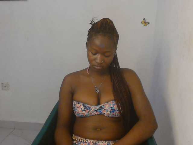 Sweet-fariha live cam on BongaCams
