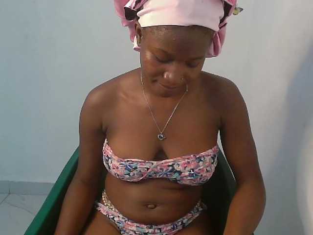 Sweet-fariha live cam on BongaCams
