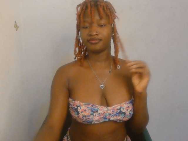 Sweet-fariha live cam on BongaCams