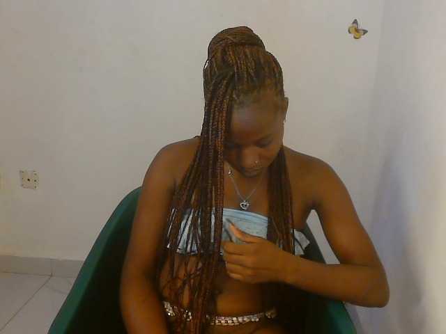 Sweet-fariha live cam on BongaCams