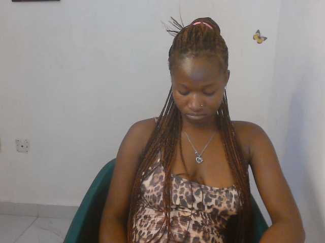 Sweet-fariha live cam on BongaCams