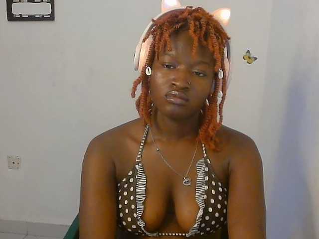 Sweet-fariha live cam on BongaCams