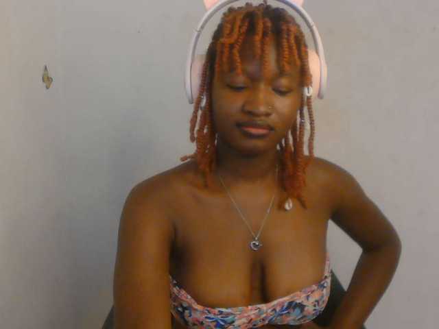 Sweet-fariha live cam on BongaCams