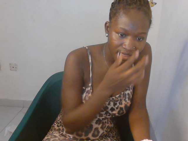 Sweet-fariha live cam on BongaCams
