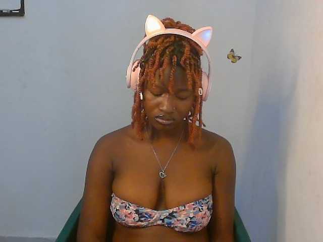 Sweet-fariha live cam on BongaCams