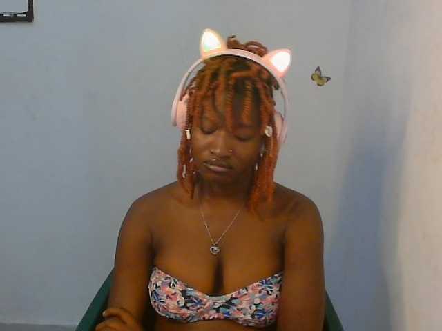 Sweet-fariha live cam on BongaCams