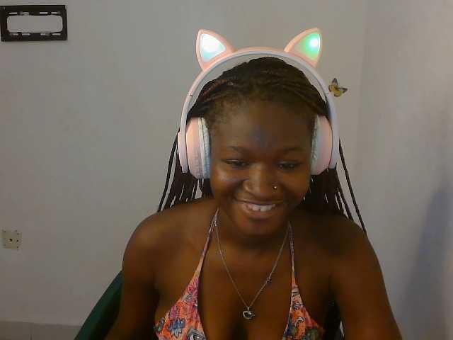 Sweet-fariha live cam on BongaCams