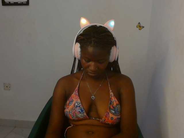 Sweet-fariha live cam