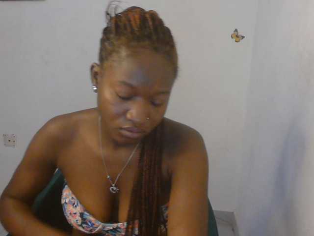 Sweet-fariha live cam on BongaCams