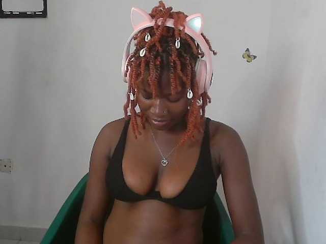 Sweet-fariha live cam on BongaCams