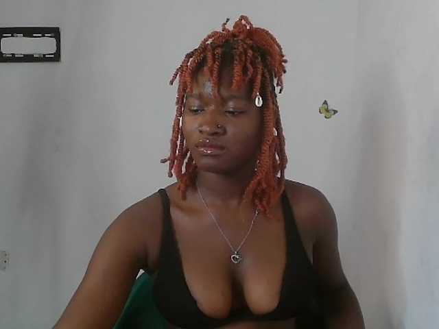 Sweet-fariha live cam on BongaCams
