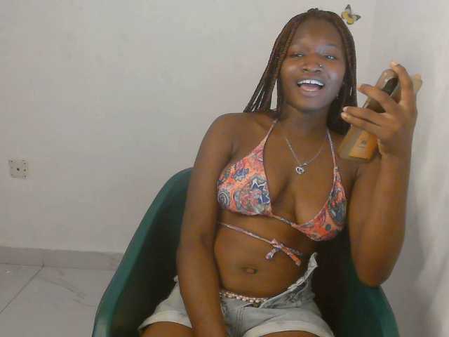 Sweet-fariha live cam on BongaCams