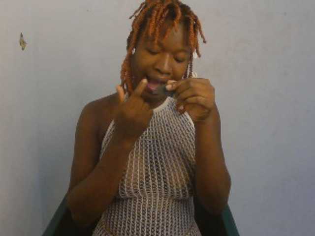Sweet-fariha live cam on BongaCams