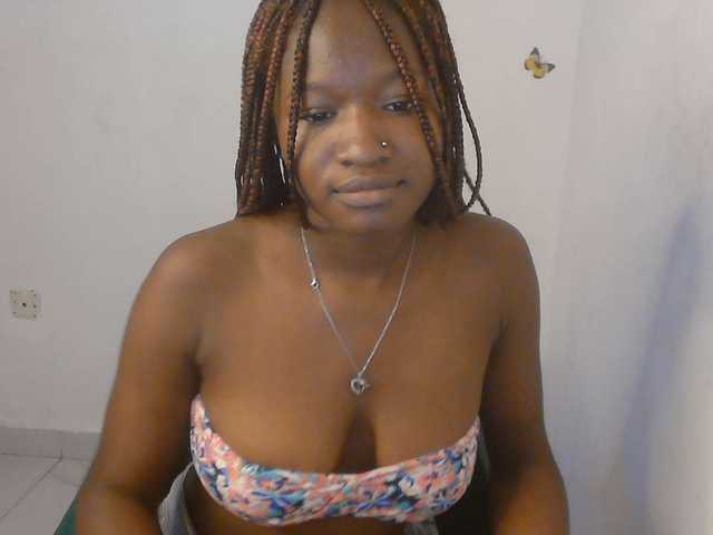 Sweet-fariha live cam on BongaCams