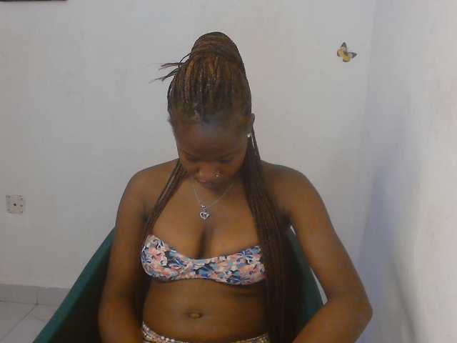 Sweet-fariha live cam on BongaCams