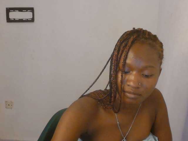 Sweet-fariha live cam on BongaCams
