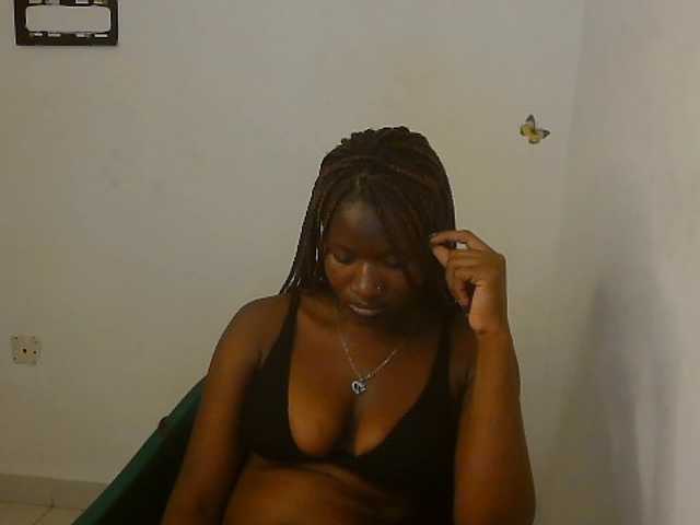 Sweet-fariha live cam on BongaCams