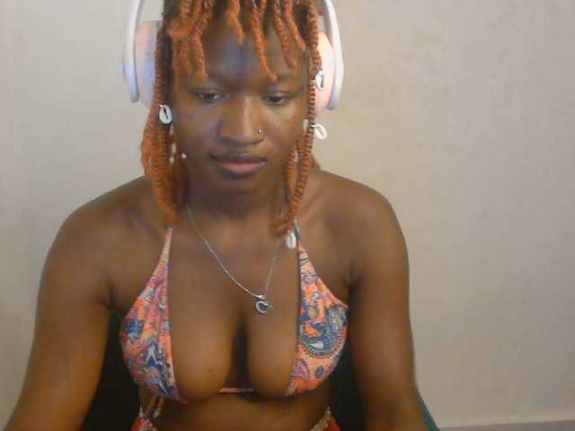 Sweet-fariha live cam on BongaCams